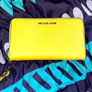 Brand new Michael kors wallet
